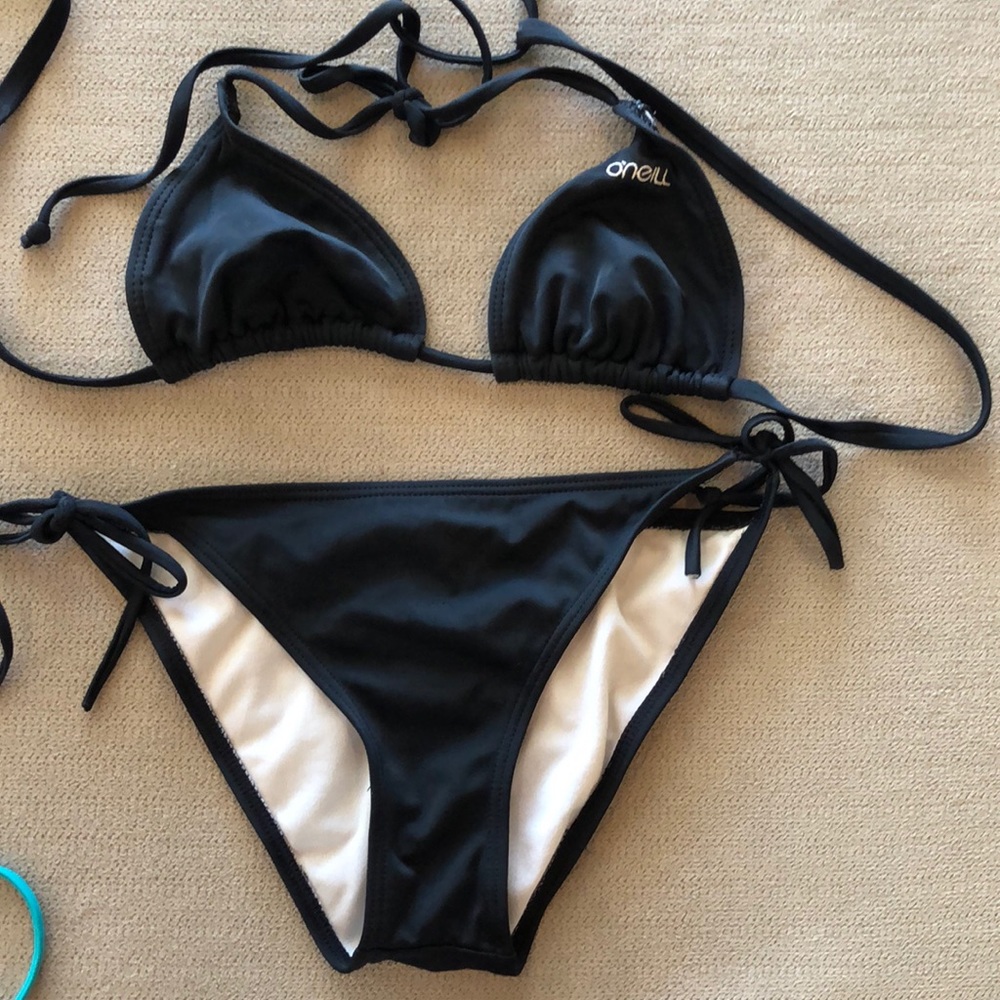 O’Neil black bikini